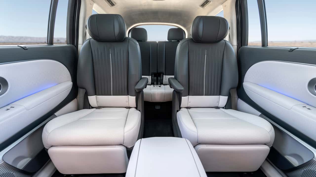 2025 Hyundai Ioniq 9 Review