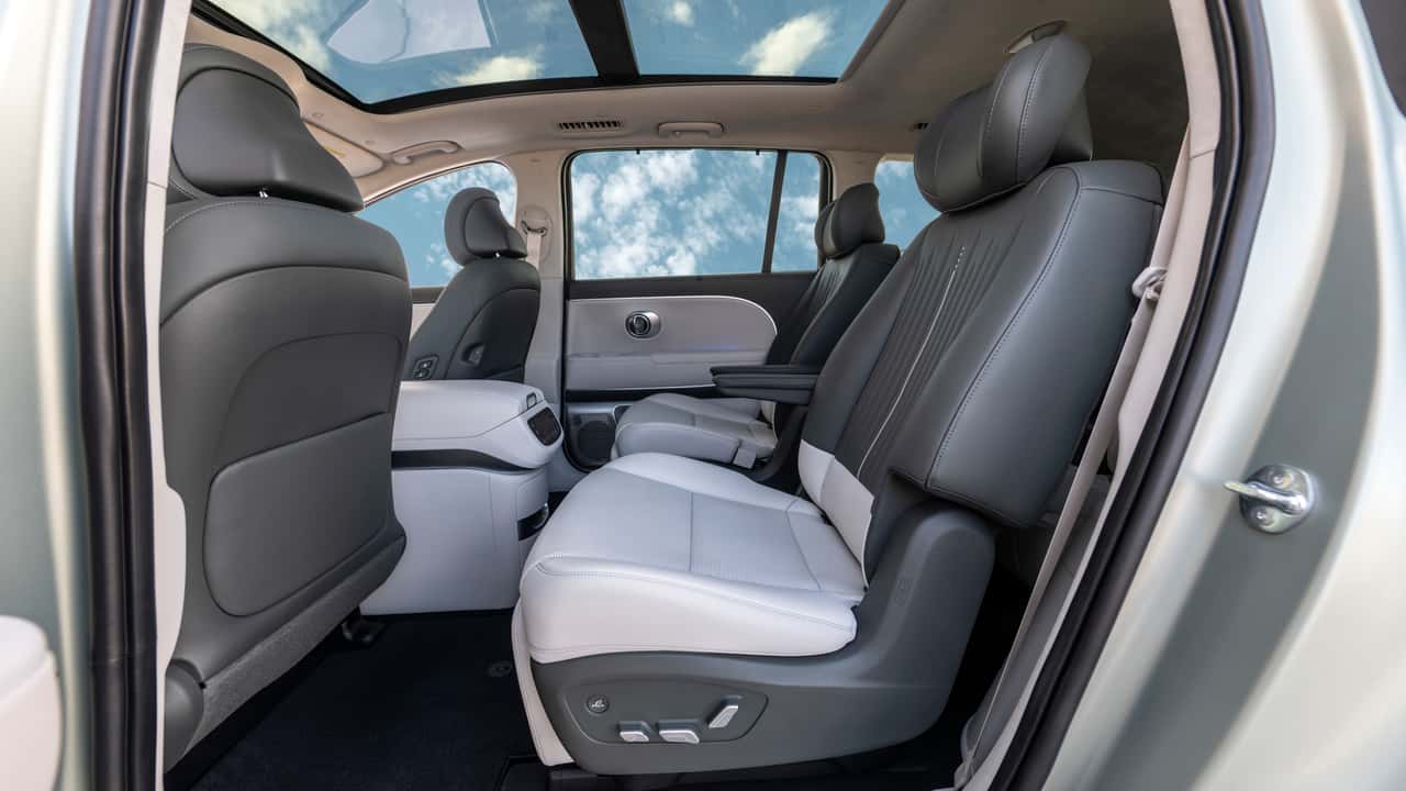 2025 Hyundai Ioniq 9 Review