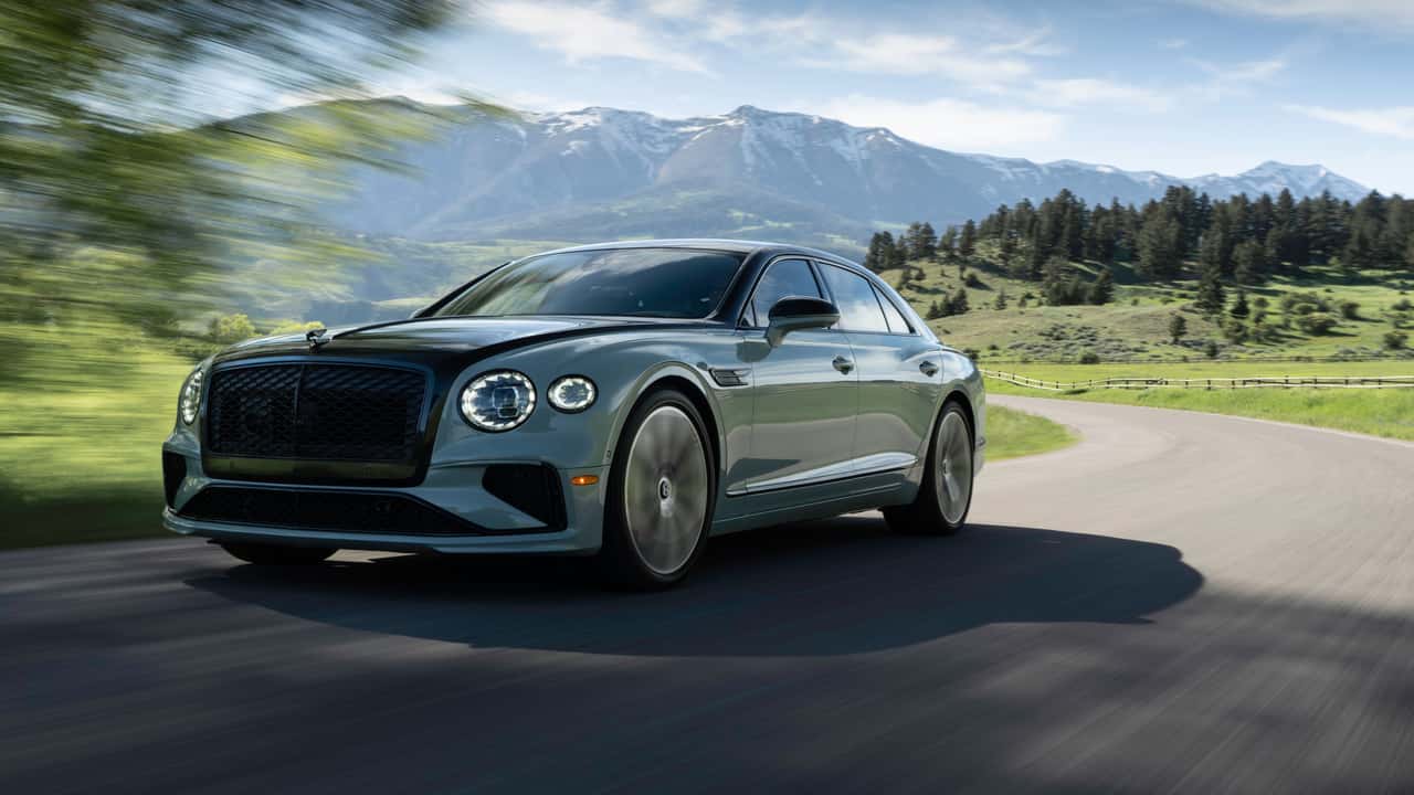 Opalite Over Cumbrian Green 2025 Bentley Continental Flying Spur Review